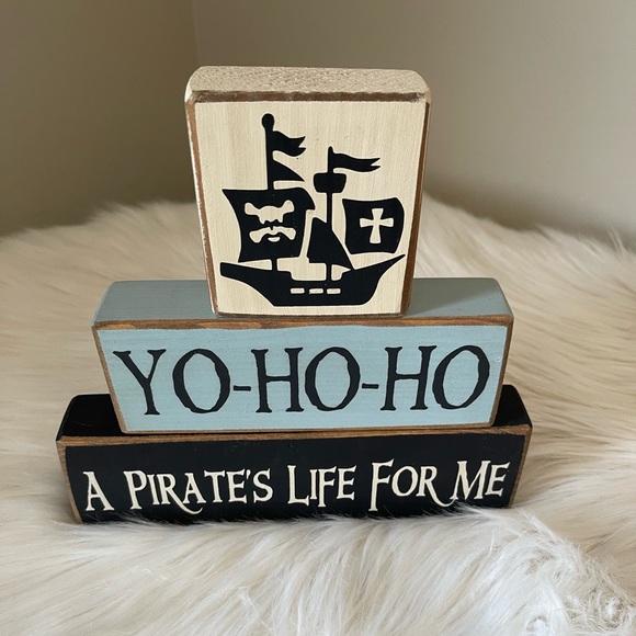 Yo-Ho-Ho A Pirates Life For Me Wooden Blocks - Picture 2 of 6